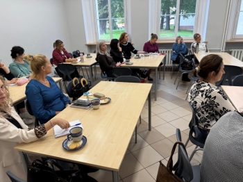 dda67497-9ba4-42d1-b63e-e00f032281bb