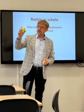 ea5d0f74-96d9-4d7f-b7ad-36b6b1edf359