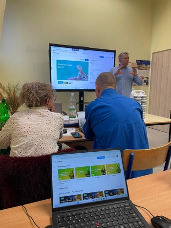 motion_photo_8486547886256018158