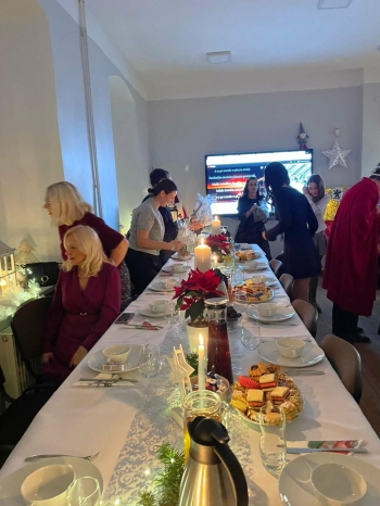 7d4873ea-f023-43ba-887c-23d2ba404c7a