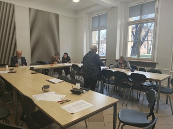 aa623d49-de81-4620-bd54-0c636910e5e7