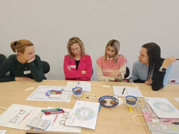 e6eb8bd3-963f-49b7-a00f-e0b7ace6ea37