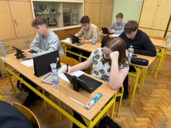 28d185e3-d7e1-4300-bb0f-2b8cd176b114