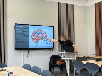 5cbc6174-9dd6-4209-8102-79e8860d3d3f