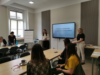 efbaee78-e847-4575-8c14-7cd92716ea1a